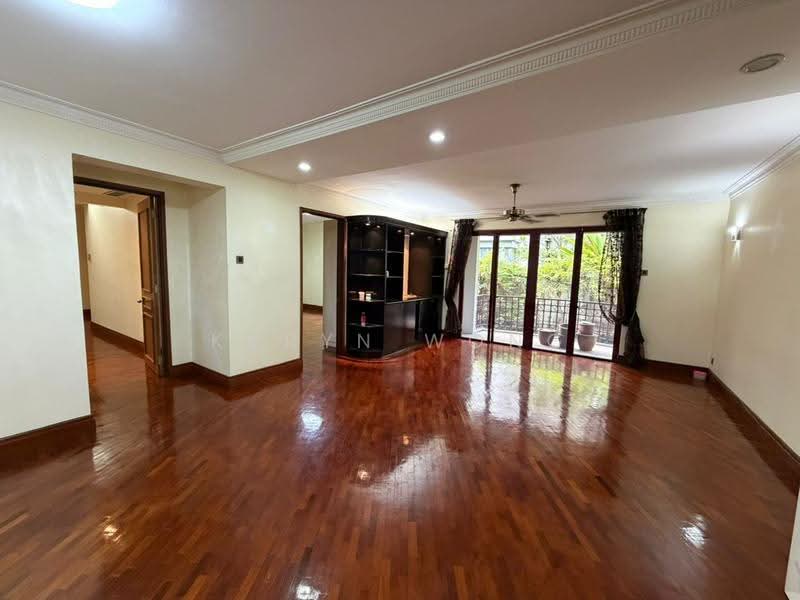 Kondominium untuk Dijual di Fernlea Court - Karyn Wong - Living Room - PropertyGuru.com.my