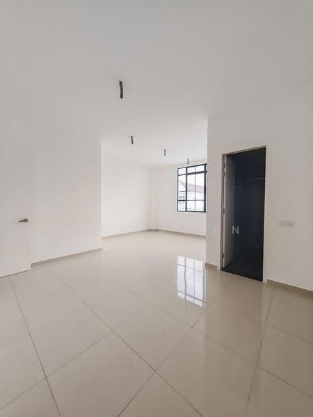 2-storey Terraced House for Sale in Bandar Seri Alam (Masai) - Winson Tan - PropertyGuru.com.my
