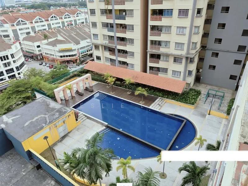 Condominium for Sale at Perdana Exclusive - Leslie Low - Pool - PropertyGuru.com.my