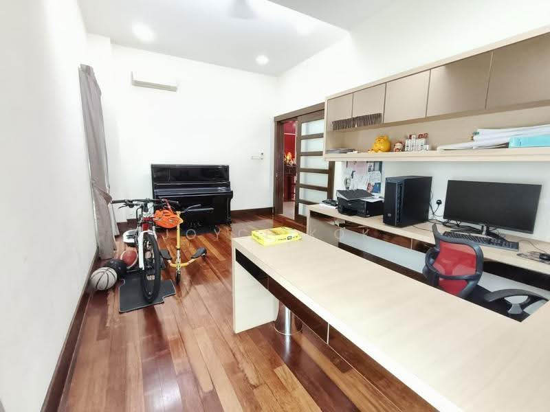 Bungalow House for Sale in Subang Heights (Subang Jaya) - Joyce Kok - Study - PropertyGuru.com.my