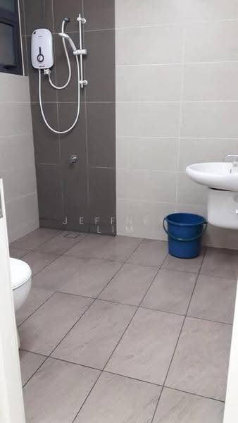 Kondominium untuk Disewa di Ascenda Residence @ Skyarena - Jeffney Lim - Bathroom - PropertyGuru.com.my