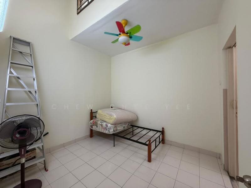 Rumah Teres 1-Tingkat untuk Disewa di Taman Mutiara Rini (Skudai) - Chew Chee Yee - Bedroom - PropertyGuru.com.my