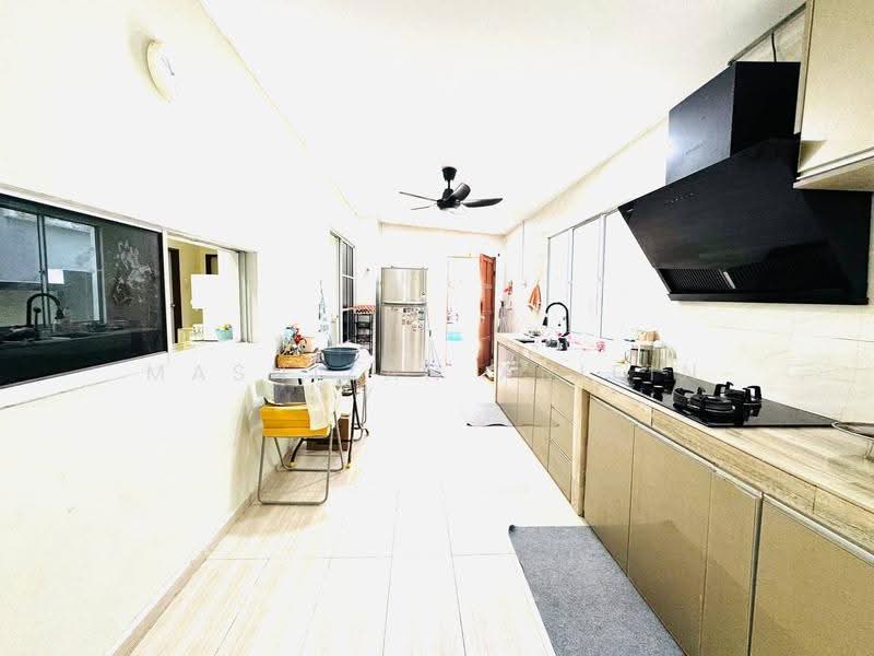 Bungalow House for Sale in Perdana College Heights (Mantin) - Masnizah Arifin - Kitchen - PropertyGuru.com.my