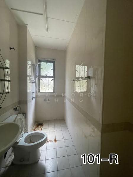 2-storey Terraced House for Sale in Kota Kemuning (Shah Alam) - Raymond Cheng - Bathroom - PropertyGuru.com.my