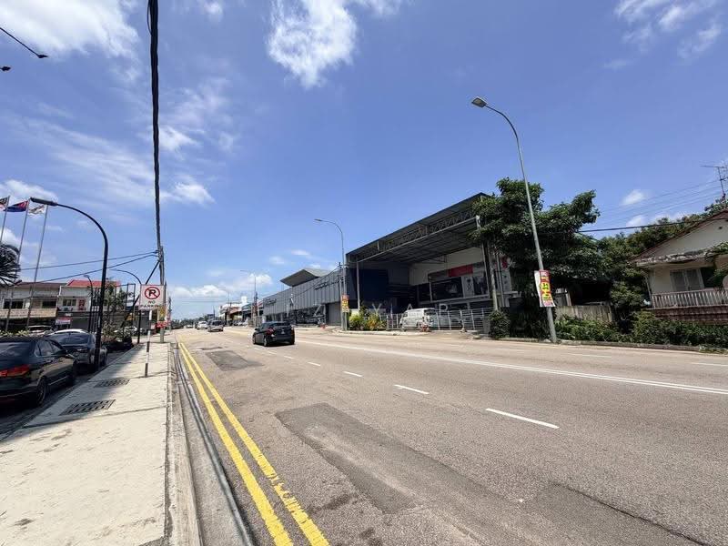Commercial Bungalow for Sale in Taman Kebun Teh (Johor Bahru) - Liz Yap - PropertyGuru.com.my