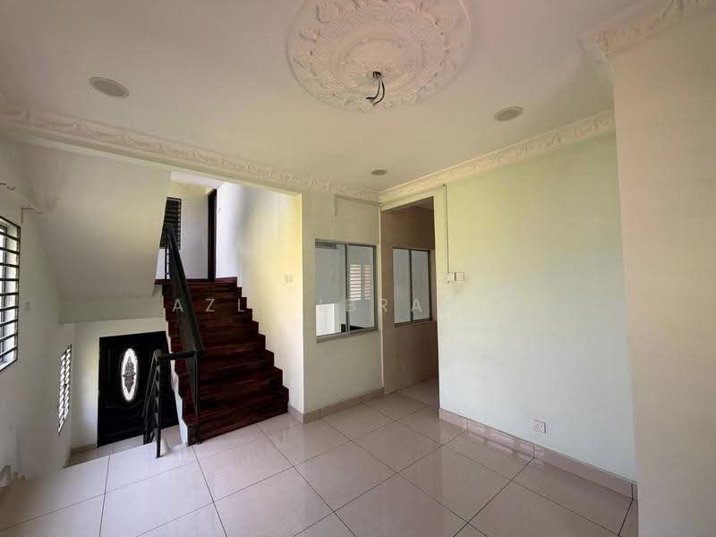 Rumah Berkembar untuk Dijual di Taman Lestari Perdana (Seri Kembangan) - Azli Ibrahim - Interior - PropertyGuru.com.my
