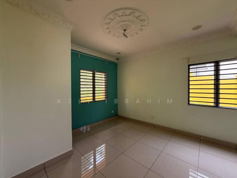 Rumah Berkembar untuk Dijual di Taman Lestari Perdana (Seri Kembangan) - Azli Ibrahim - Interior - PropertyGuru.com.my