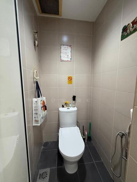 Rumah Teres 1.5-Tingkat untuk Dijual di Taman Gembira (Jalan Klang Lama (Old Klang Road)) - LOW WK - Bathroom - PropertyGuru.com.my
