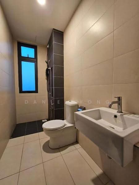 Service Residence for Sale at 8Scape Residence @ Sutera - Daniel Yong - Bathroom - PropertyGuru.com.my