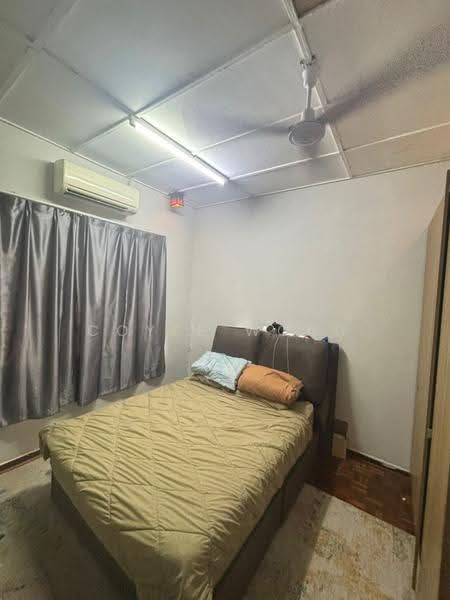 Rumah Teres 2-Tingkat untuk Dijual di Taman Indah Perdana (Kepong) - Coyee Wong - Bedroom - PropertyGuru.com.my