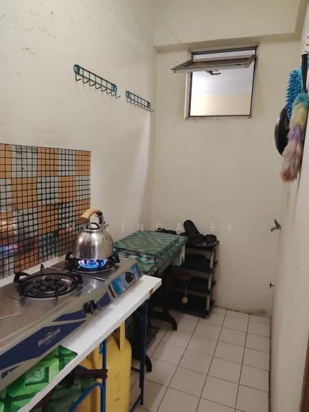 Pangsapuri untuk Dijual di Sri Impian Apartment - Melinda Ee - Kitchen - PropertyGuru.com.my