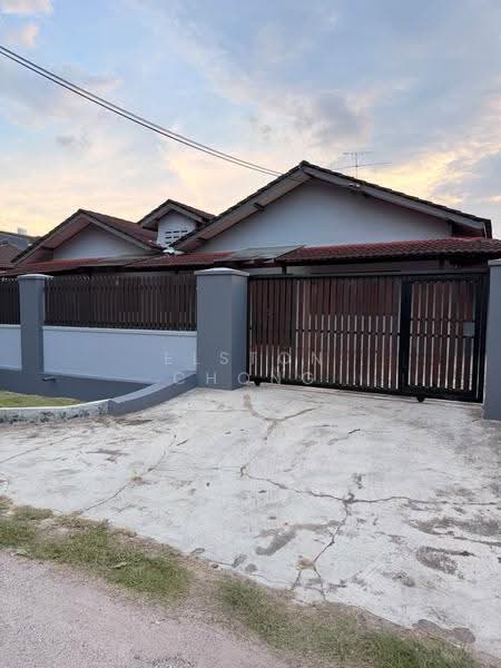1-storey Terraced House for Sale in Taman Sri Tebrau (Johor Bahru) - Elston Chong - Exterior - PropertyGuru.com.my