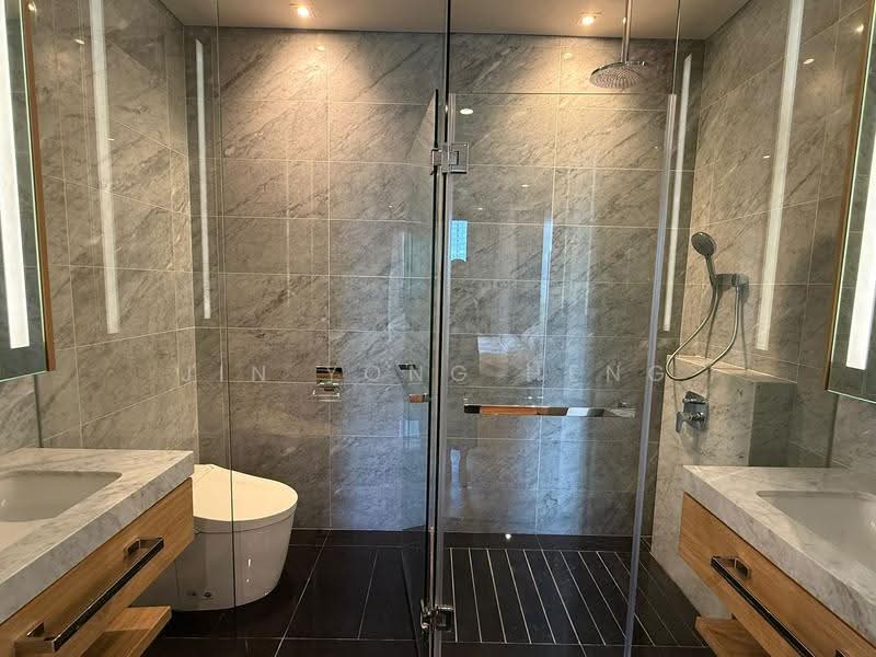 Kediaman Servis untuk Dijual di The Conlay - Jin Yong Heng - Bathroom - PropertyGuru.com.my