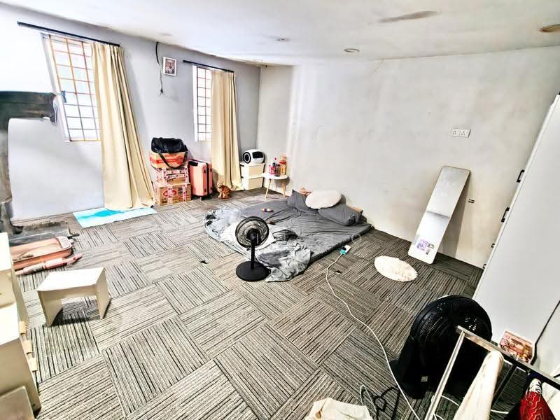 Rumah Teres 2-Tingkat untuk Dijual di Taman Saleng (Kulai) - Kevin Ho - Bedroom - PropertyGuru.com.my