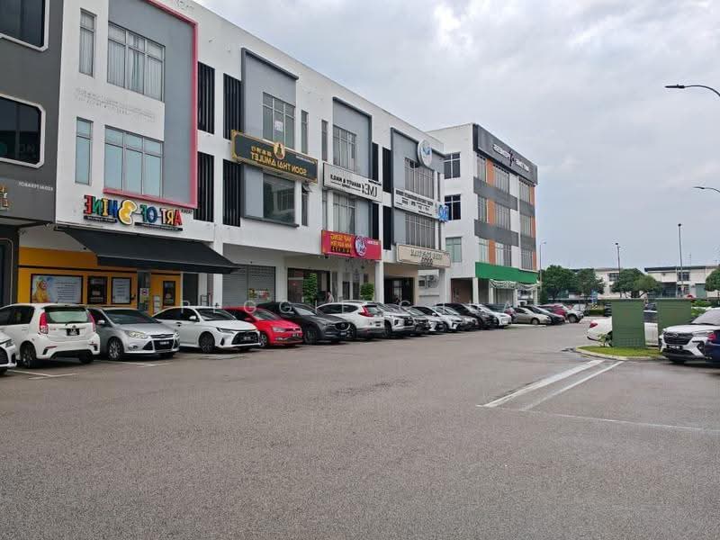 Shop / Office untuk Disewa di Austin Crest (Johor Bahru) - Peggie Chua - Exterior - PropertyGuru.com.my