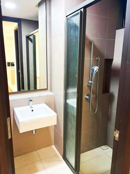 Kediaman Servis untuk Disewa di The Tamarind - Jerry Tan - Bathroom - PropertyGuru.com.my