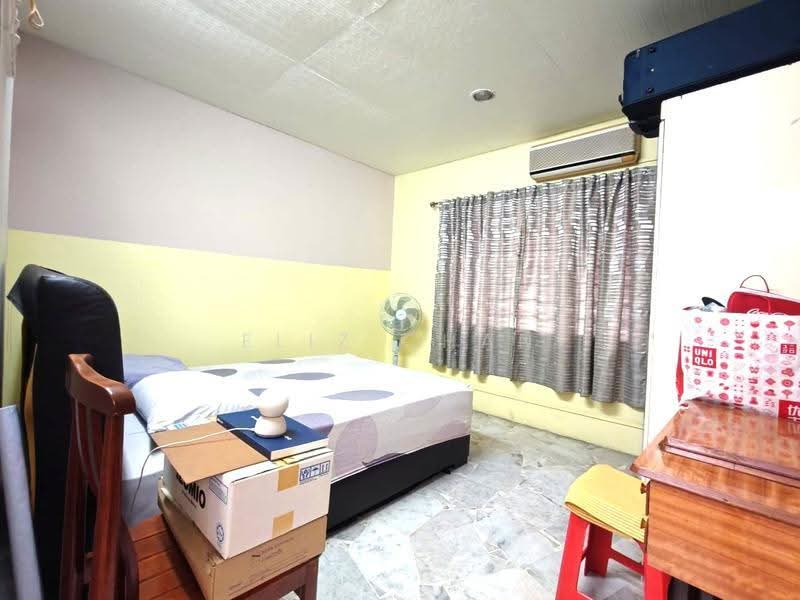 Rumah Teres 1.5-Tingkat untuk Dijual di Kepong Baru (Kepong) - Eliz Chan - Bedroom - PropertyGuru.com.my