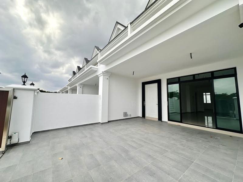 2-storey Terraced House for Sale in Bandar Seri Alam (Masai) - Agnes Chin - Exterior - PropertyGuru.com.my