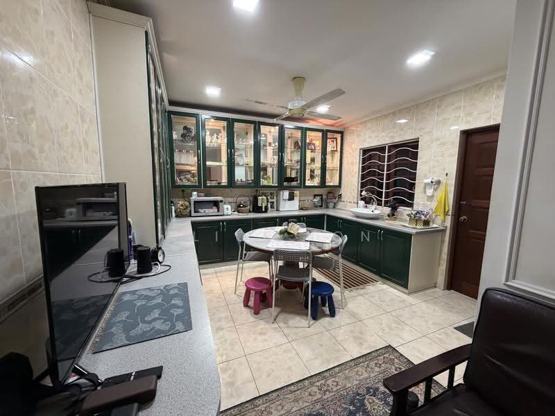 Rumah Berkembar untuk Dijual di Tabuan Jaya Baru (Kuching) - Alice Kon - Kitchen - PropertyGuru.com.my