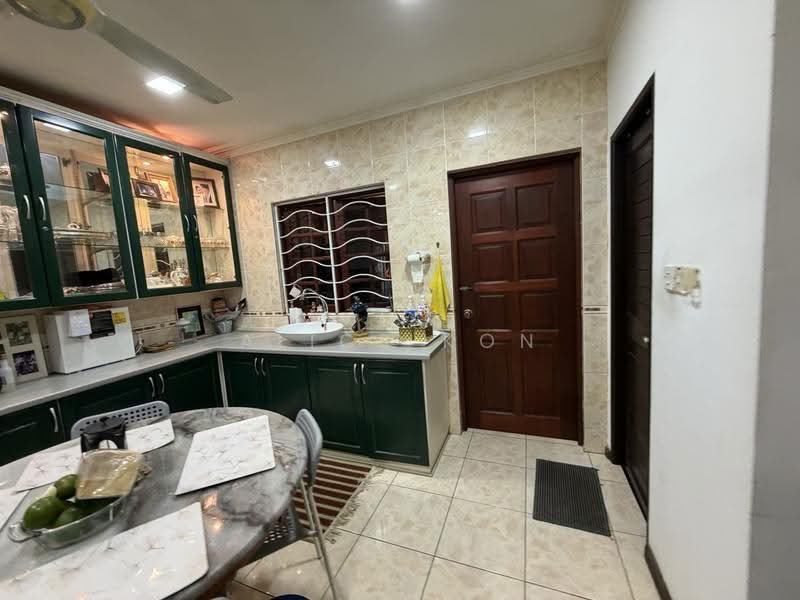 Rumah Berkembar untuk Dijual di Tabuan Jaya Baru (Kuching) - Alice Kon - PropertyGuru.com.my