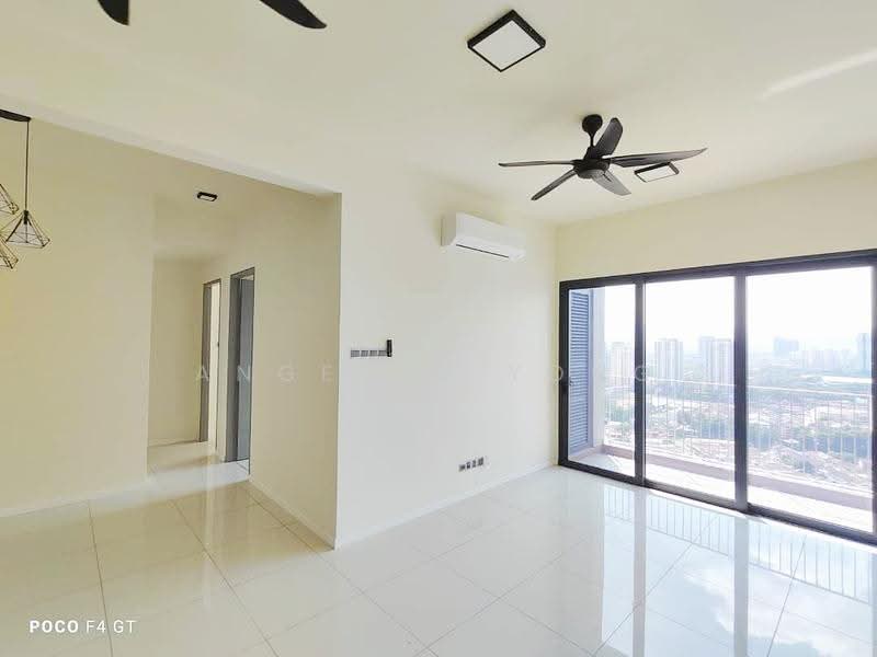 Kediaman Servis untuk Disewa di The Era @ Duta North - Angelyn Yong - Living Room - PropertyGuru.com.my
