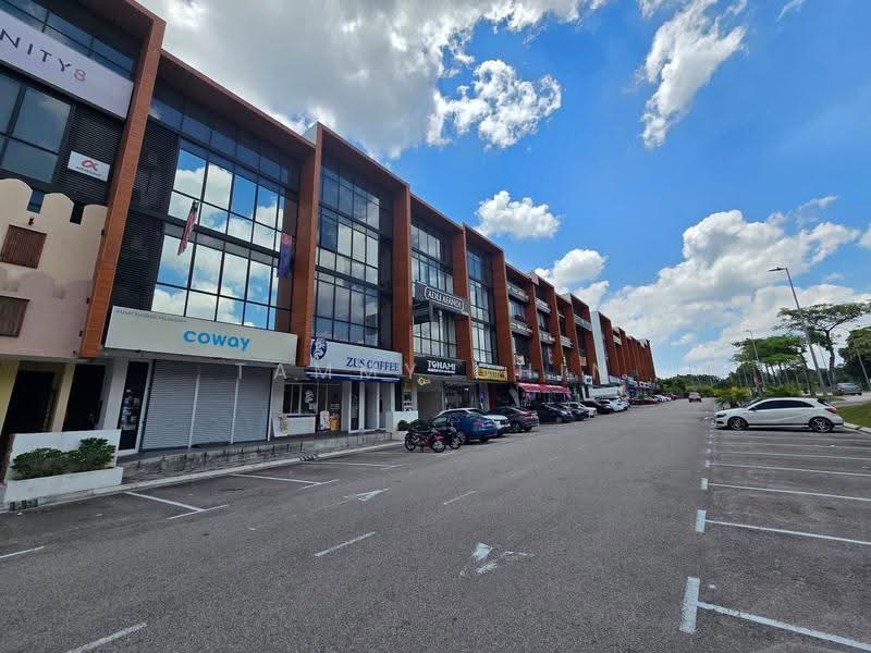 Shop / Office for Sale in Taman Damansara Aliff (Tampoi) - Tammy Chin - Exterior - PropertyGuru.com.my