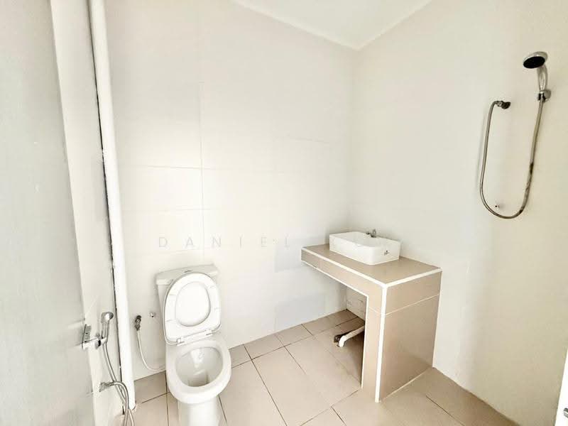 Tanah Kediaman untuk Dijual di Taman Dato' Hormat (Telok Panglima Garang) - Daniel Kok - Bathroom - PropertyGuru.com.my