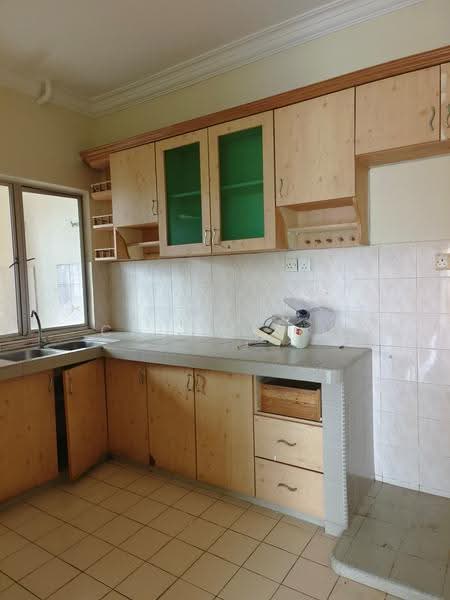 Apartment for Sale at Suria Kipark Damansara - Callie Lim - Kitchen - PropertyGuru.com.my