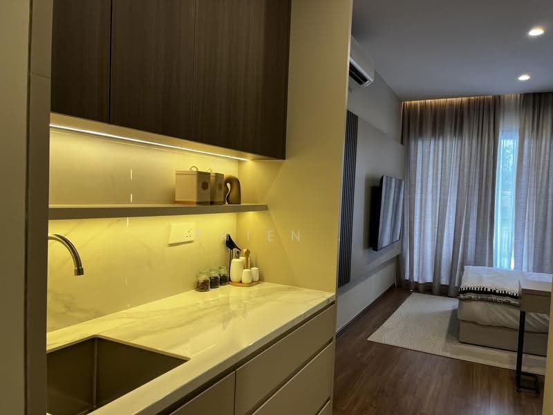 Condominium for Sale at Bayu Timur Residences - Thien . - Kitchen - PropertyGuru.com.my