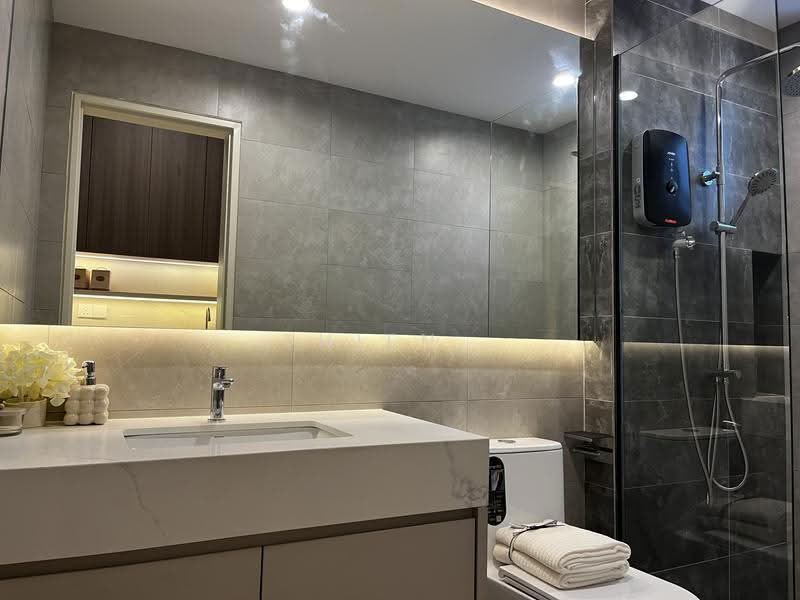 Condominium for Sale at Bayu Timur Residences - Thien . - Bathroom - PropertyGuru.com.my