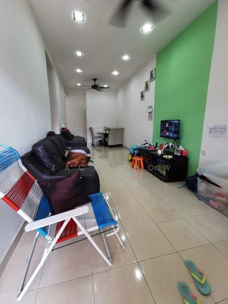 Rumah Teres 1-Tingkat untuk Dijual di Taman Bestari Indah (Ulu Tiram) - Zack Chow - Living Room - PropertyGuru.com.my