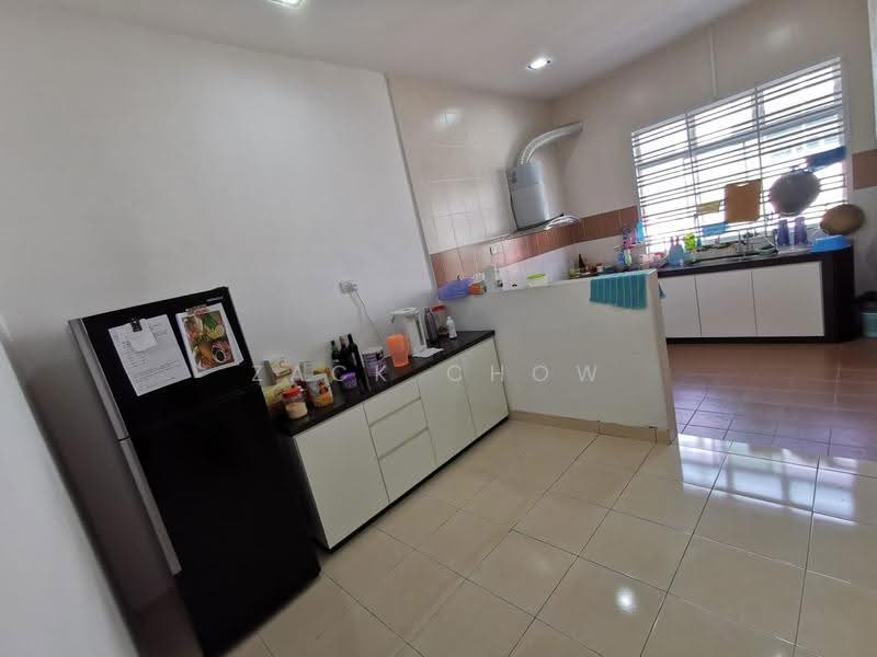 Rumah Teres 1-Tingkat untuk Dijual di Taman Bestari Indah (Ulu Tiram) - Zack Chow - Kitchen - PropertyGuru.com.my