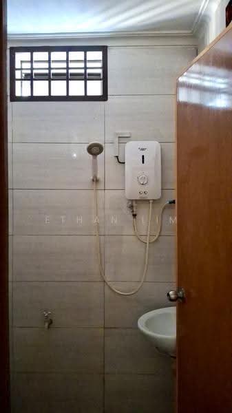 2-storey Terraced House for Rent in Taman Desa Cemerlang (Ulu Tiram) - Ethan Lim - Bathroom - PropertyGuru.com.my