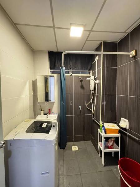 Service Residence for Sale at Larkin Heights - Serene Low - Bathroom - PropertyGuru.com.my