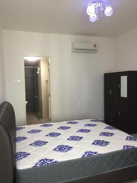 Kediaman Servis untuk Dijual di Pearl Suria - Vincent Chye - Bedroom - PropertyGuru.com.my