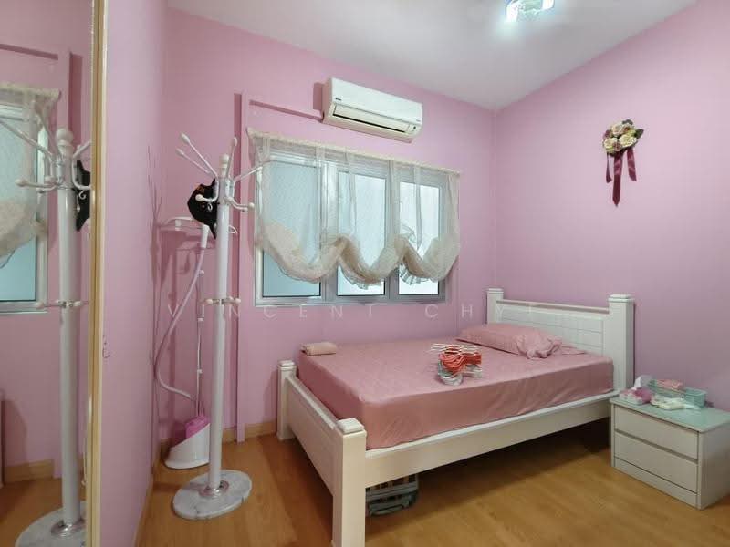 Kondominium untuk Dijual di Dynasty Garden Condominium - Vincent Chye - Bedroom - PropertyGuru.com.my