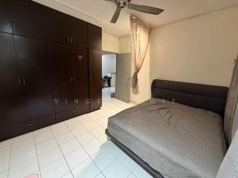 Kondominium untuk Dijual di Endah Ria - Vincent Chye - Bedroom - PropertyGuru.com.my