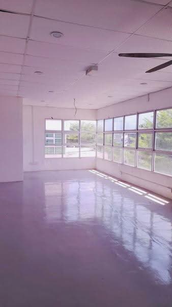 Semi-D Factory for Rent in Chemor (Perak) - Mr Chee - Interior - PropertyGuru.com.my