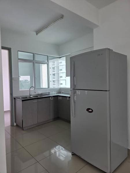 Kondominium untuk Dijual di Kiara Residence 2 (Residensi Kiara Jalil 2) - Vincent Chye - Kitchen - PropertyGuru.com.my