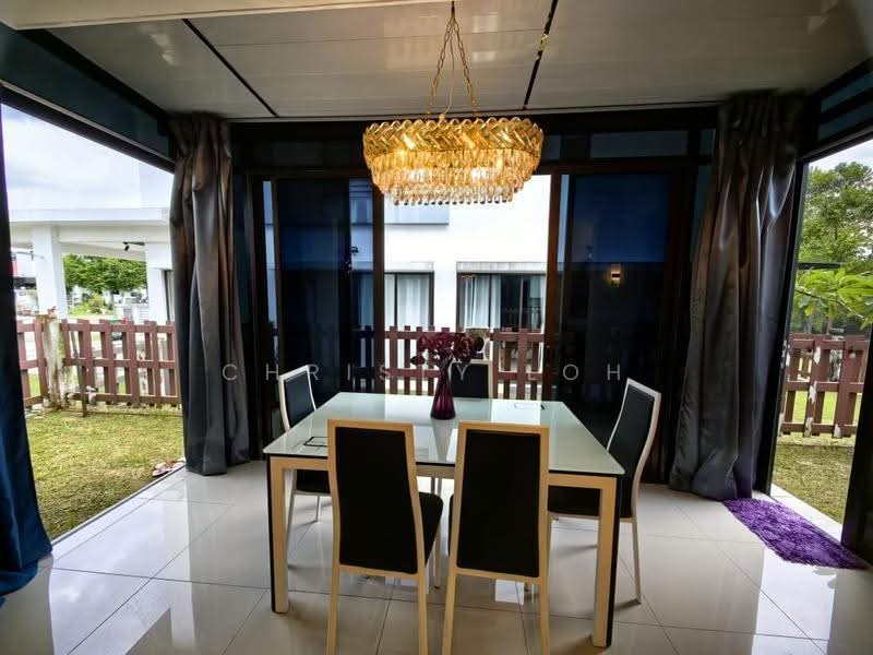 Semi-Detached House for Rent in Taman Semenyih Sentral (Semenyih) - christy Loh - Dining Room - PropertyGuru.com.my