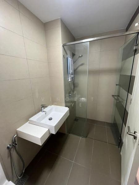 Kondominium untuk Dijual di Kuchai Sentral - Vincent Chye - Bathroom - PropertyGuru.com.my