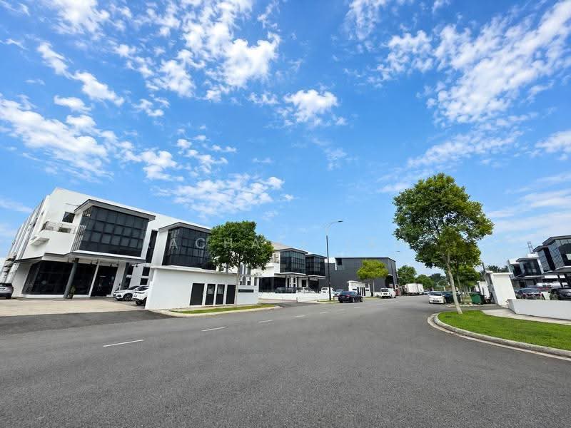 Factory for Rent in Eco Business Park 1 (Johor Bahru) - Rachael Lew - Exterior - PropertyGuru.com.my
