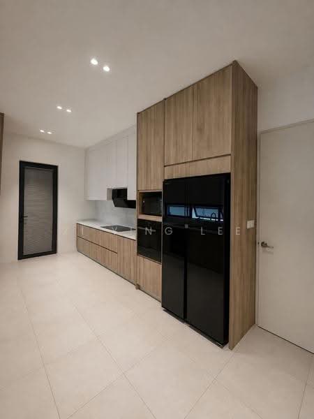 Semi-Detached House for Sale in Telok Panglima Garang (Selangor) - Zi Ying Lee - Kitchen - PropertyGuru.com.my