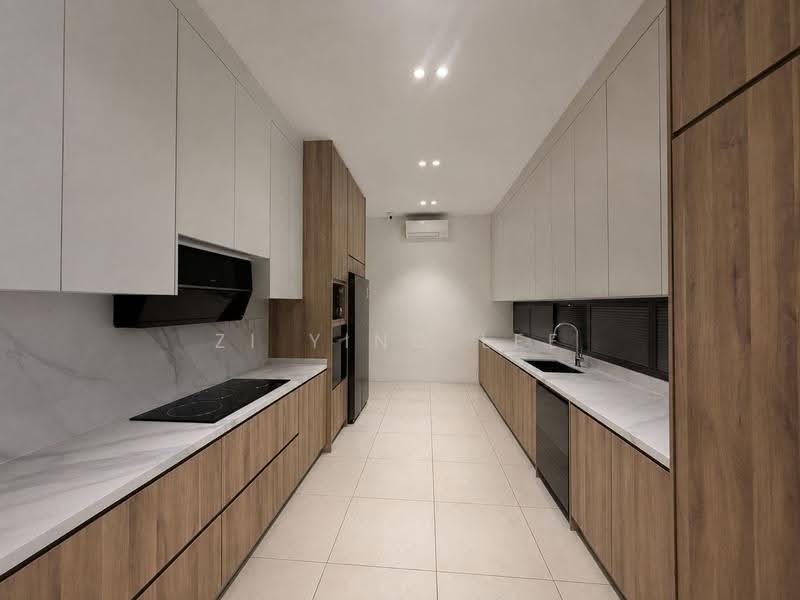 Semi-Detached House for Sale in Telok Panglima Garang (Selangor) - Zi Ying Lee - Kitchen - PropertyGuru.com.my