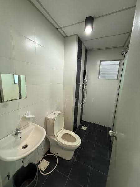 Kondominium untuk Dijual di Kiara Residence 2 (Residensi Kiara Jalil 2) - Vincent Chye - Bathroom - PropertyGuru.com.my
