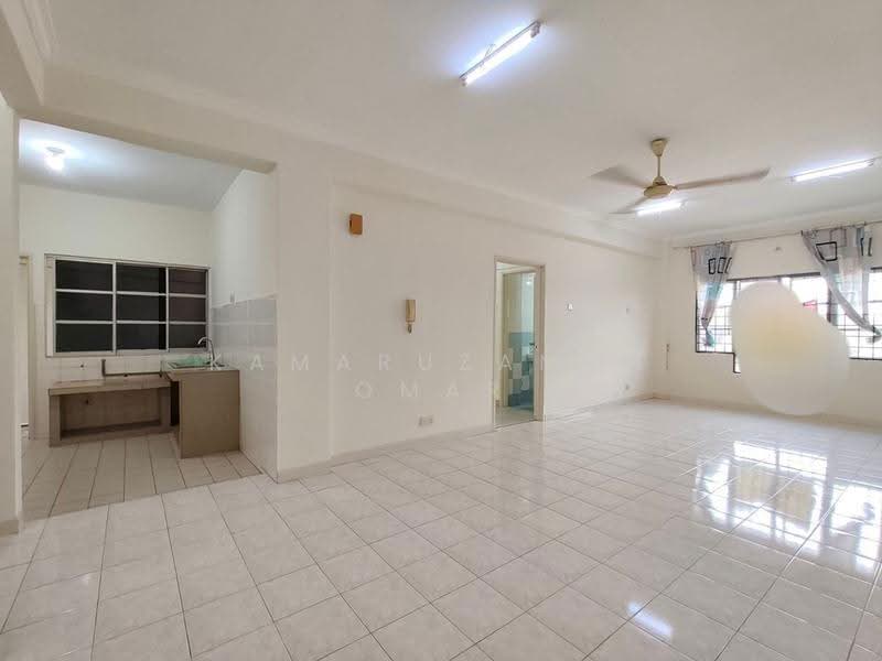 Condominium for Sale at Elaeis 2 - Kamaruzaman Omar - Kitchen - PropertyGuru.com.my