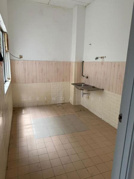 Shop / Office untuk Disewa di Taman Selayang Jaya (Selayang) - Brenda Lee - Kitchen - PropertyGuru.com.my