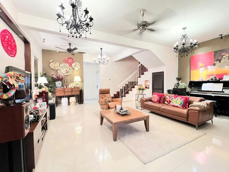 2-storey Terraced House for Rent in Bandar Puteri Puchong (Puchong) - Wendy Chin - Living Room - PropertyGuru.com.my