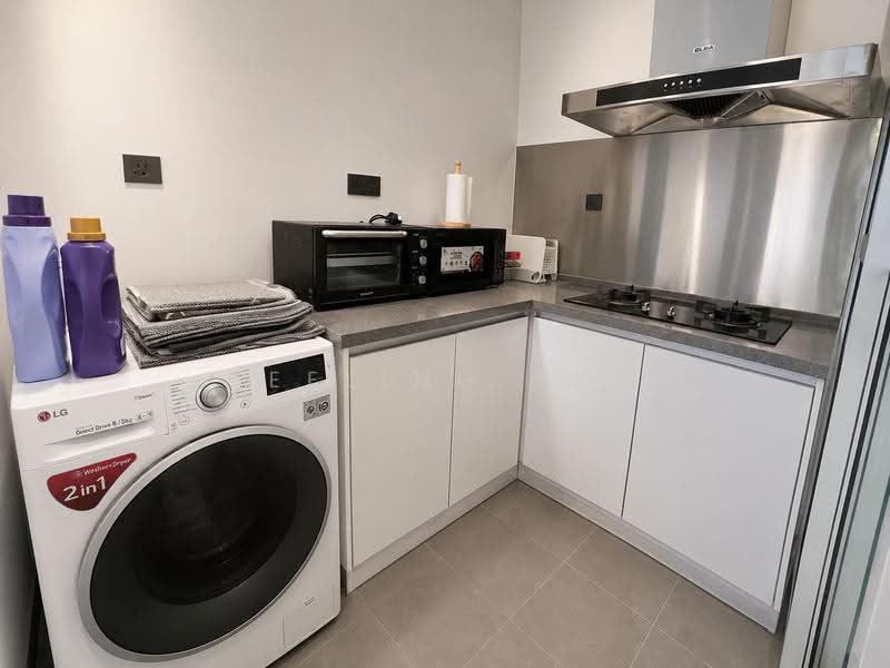 Service Residence for Sale at Impiria Residensi Bukit Tinggi Klang - Feeling Teo - Kitchen - PropertyGuru.com.my