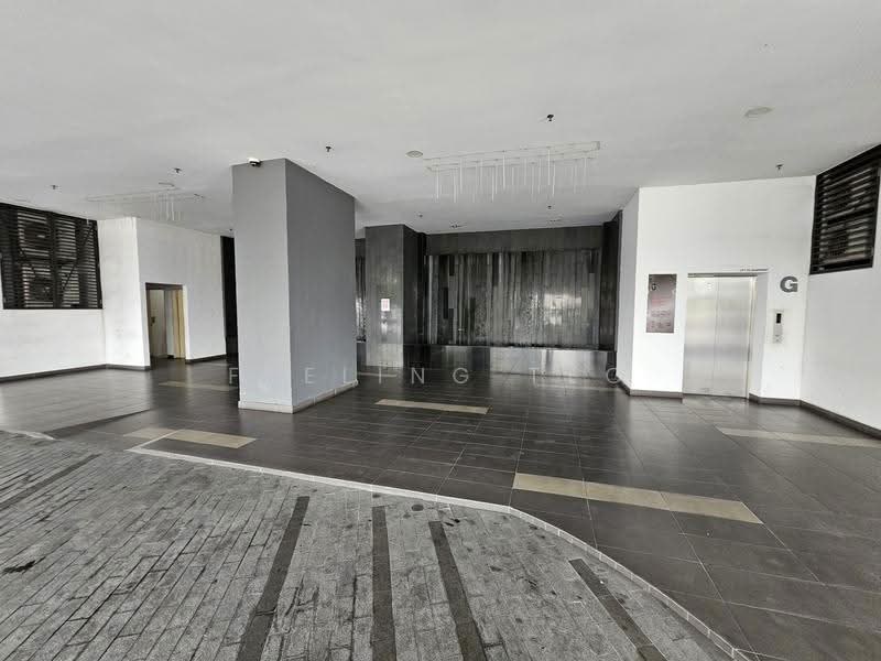 Service Residence for Sale at Impiria Residensi Bukit Tinggi Klang - Feeling Teo - Entrance - PropertyGuru.com.my